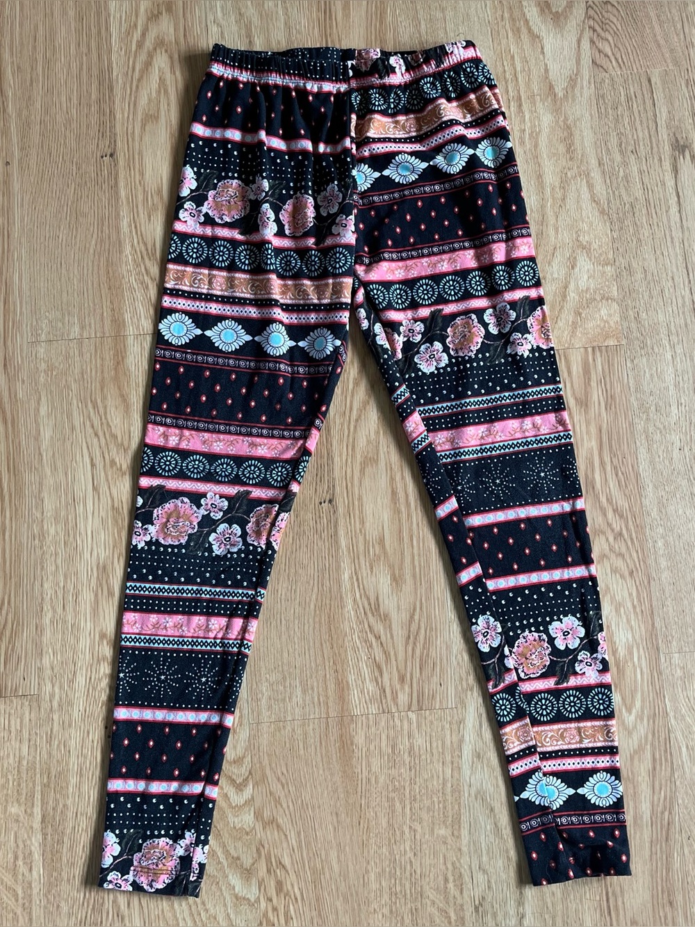 No Boundaries Juniors M Leggings Black Floral Ankle Stretch Elastic Waist
